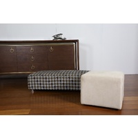 LAMA STOOL