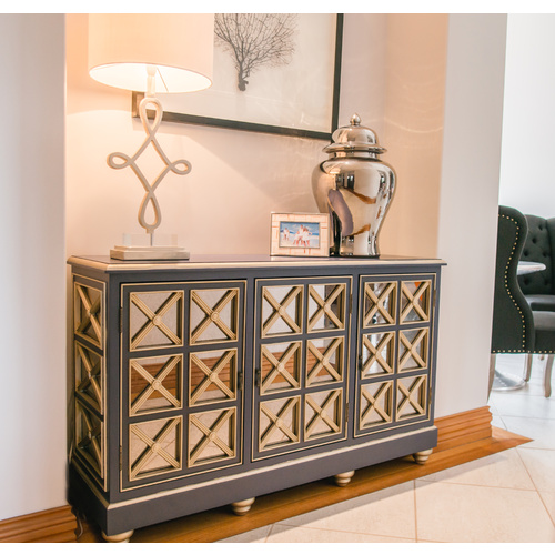 LATTICE MIRROR DOOR DRESSER