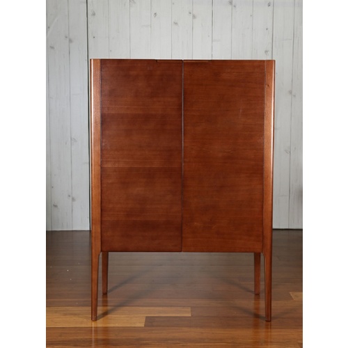 ESTAIR DRINKS CABINET