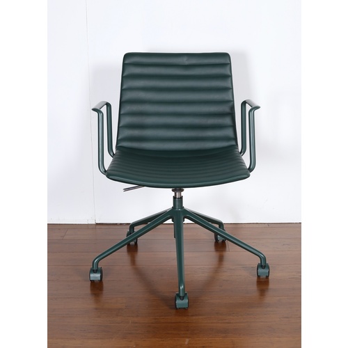 BOOTH OFFICE CHAIR RANGE - FOREST GREEN