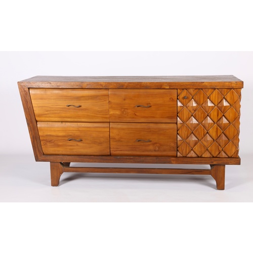 SALMON WOOD BUFFET