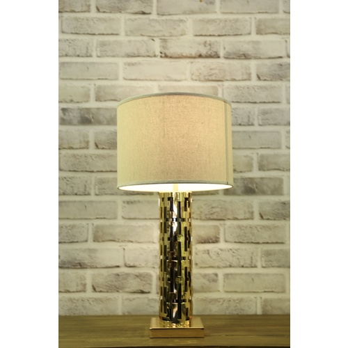 CHAIN TABLE LAMP