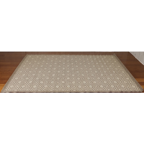 DIAMOND OUTDOOR RUG