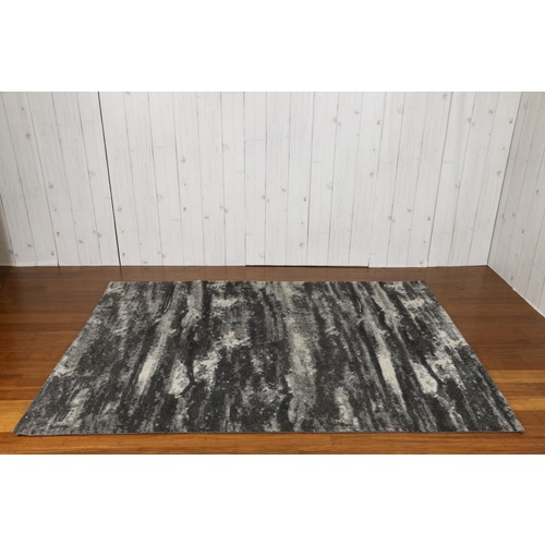 GREYSCALE RUG