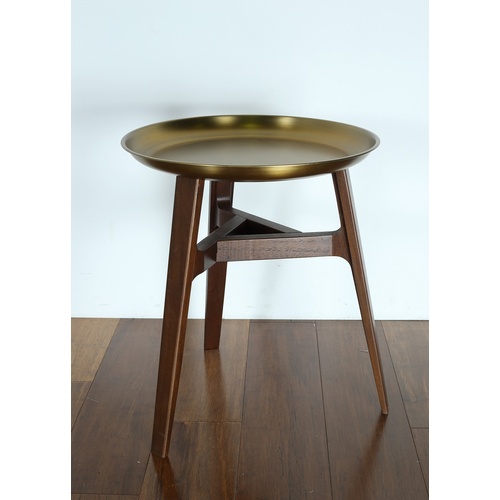 STELLAR ROUND SIDE TABLE