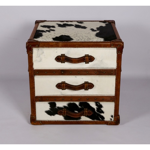 COWHIDE SIDE / LAMP TABLE