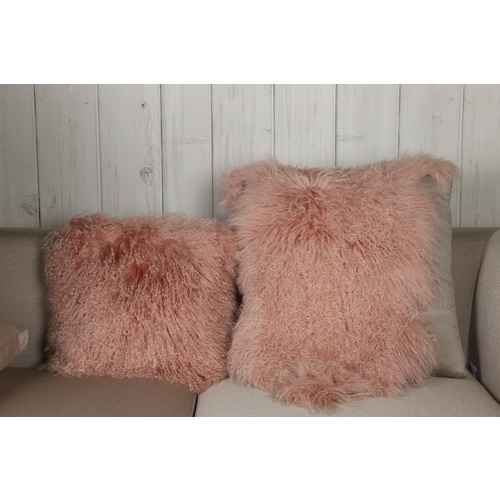 HIMALAYAN LAMB FUR THROW - SALMON PINK